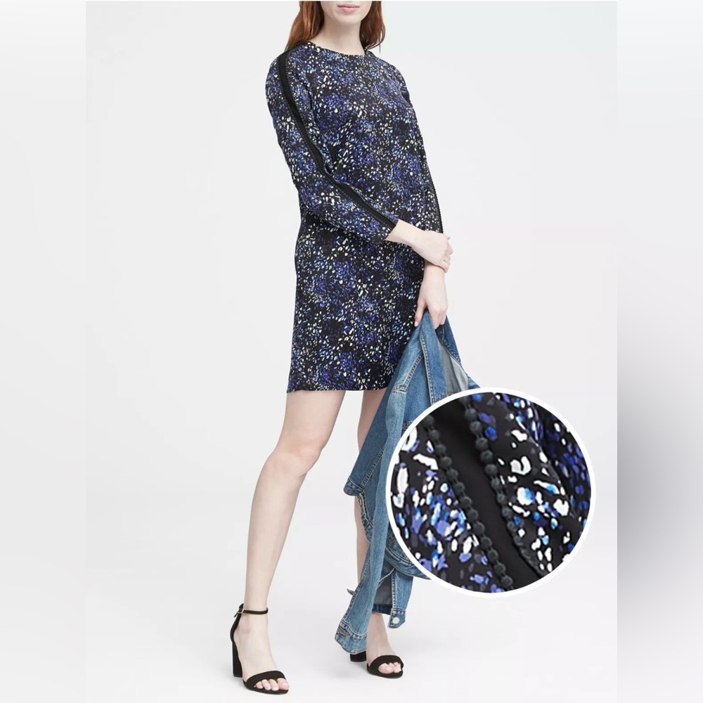 Banana Republic Blue Print Long Sleeve Lace Trim Pom‎ Pom Shift Dress Size 2